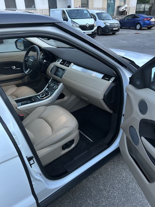Range rover evoque