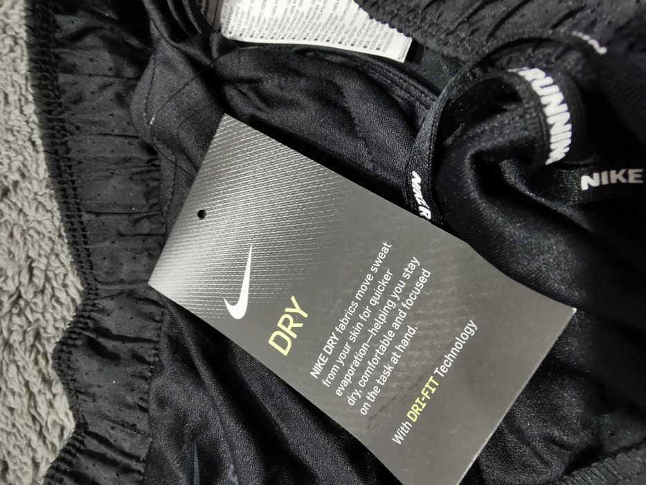 Szorty Nike Running