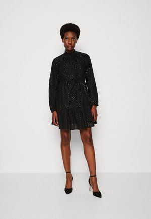 Sukienka koktajlowa DKNY 38