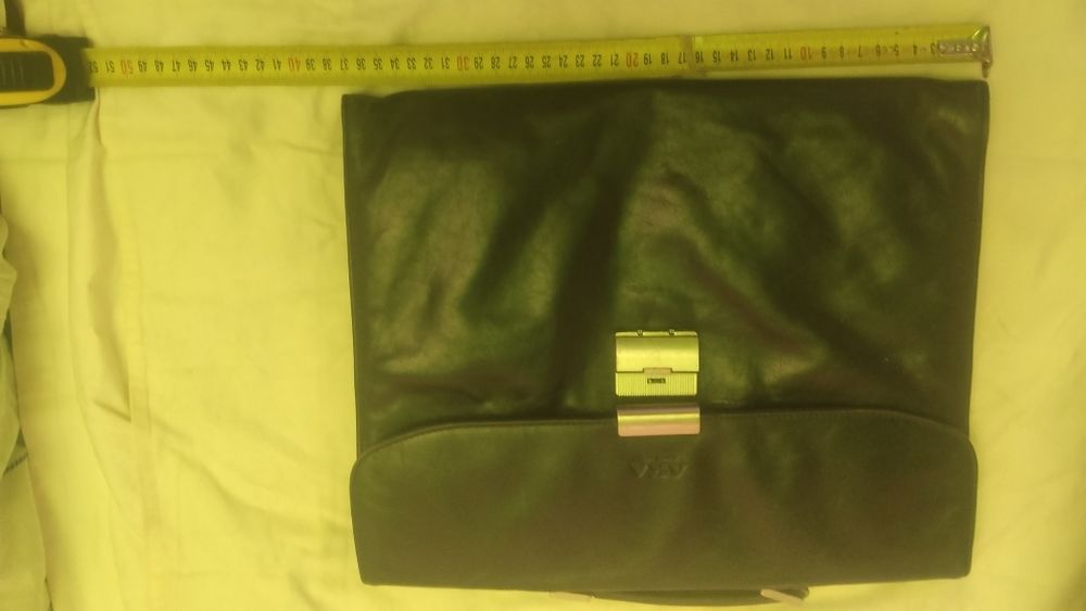 Портфель кожаный АКА GINCE 1980.