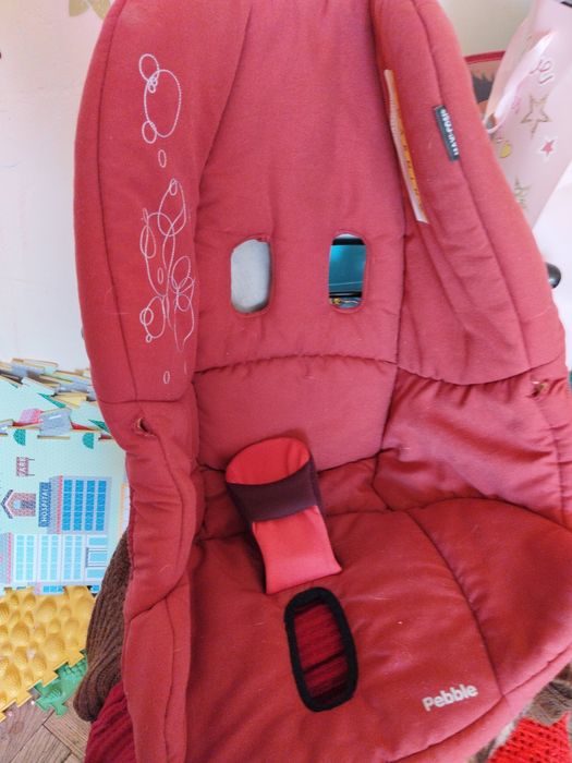 Продам сидіння для машини