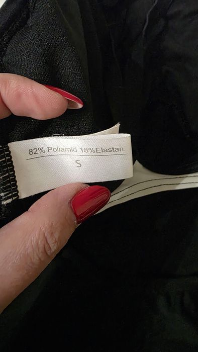 Jednoczęściowy strój kąpielowy rozmiar s