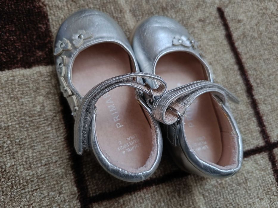 Взуття дитяче дівчинка