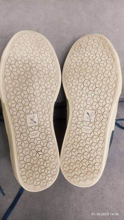 Кросівки Veja Campo Suede