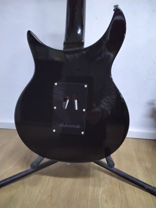 Guitarra Tanglewood TW68 (Rickenbaker 325) 1 da apenas 9 protótipos.