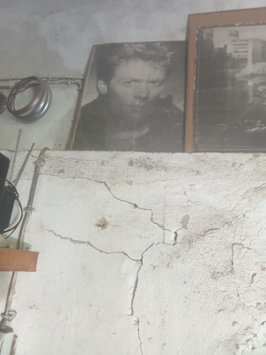 Poster antigo Marilyn e Bryan Adams.