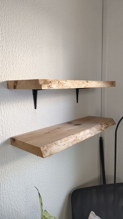 Prateleiras pinho c/suportes