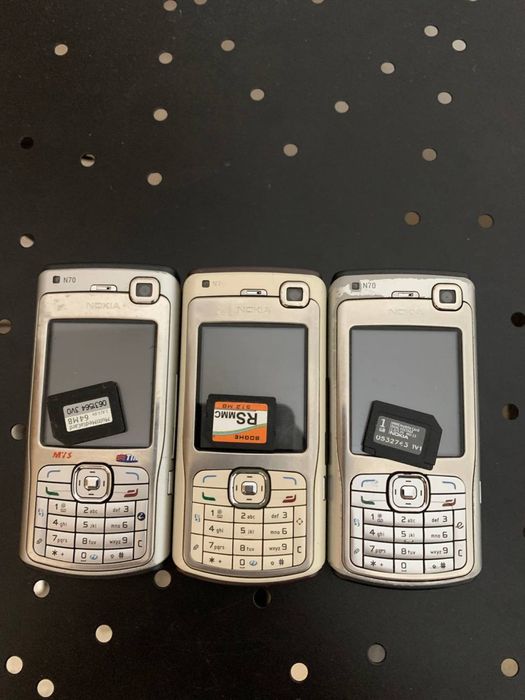 Телефон кнопковий Nokia n70