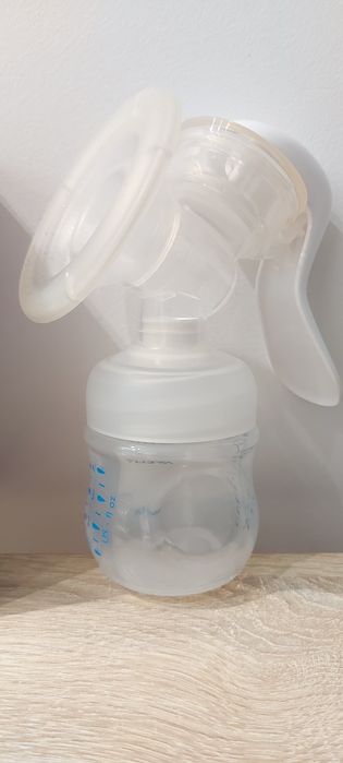 Механічний молоковідсмоктувач , молокоотсос Philips Avent з пляшкою (S