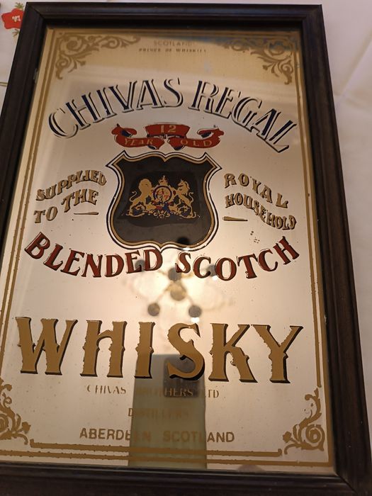 Vendo dois quartos para decorar o bar ou casa