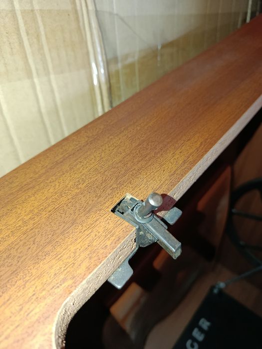 Móvel de máquina de costura433727238843279364