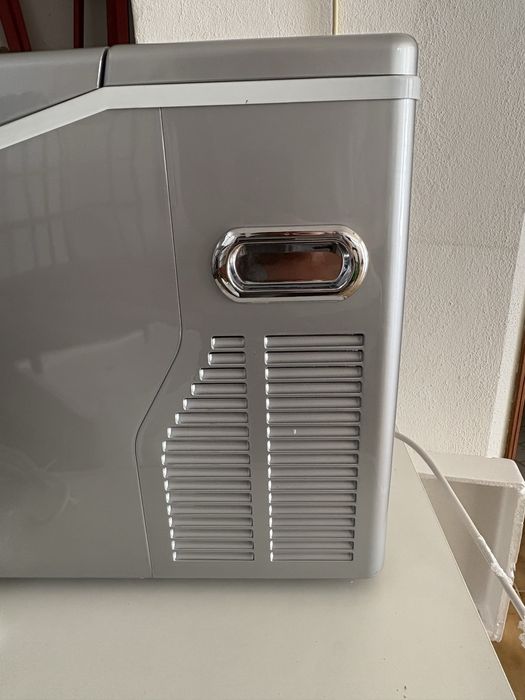 Máquina de Gelo nunca antes usada