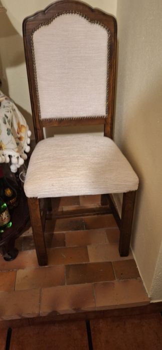 Conjunto de seis Cadeiras de sala, duas de quarto e Carrinho de chá