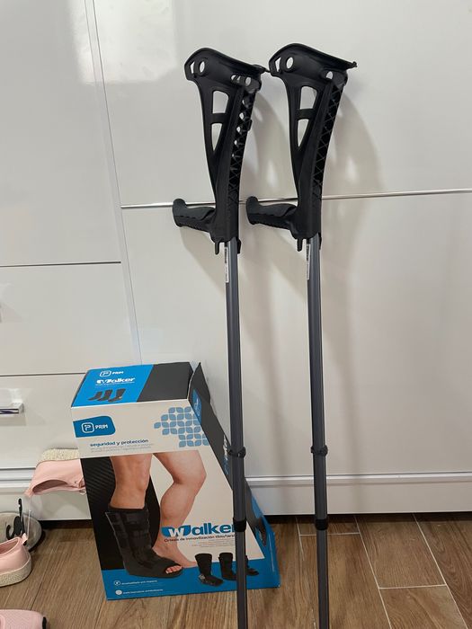 Bota Imobilizadora Walker Prim e Muletas Canadianas