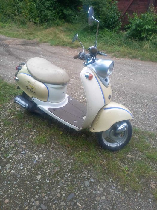 Скутер  Yamaha Vino2005рік