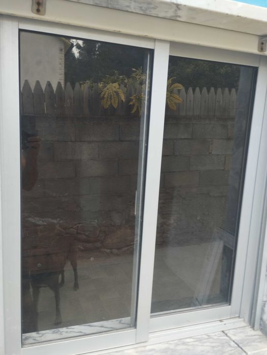 2 Janelas correr alumínio