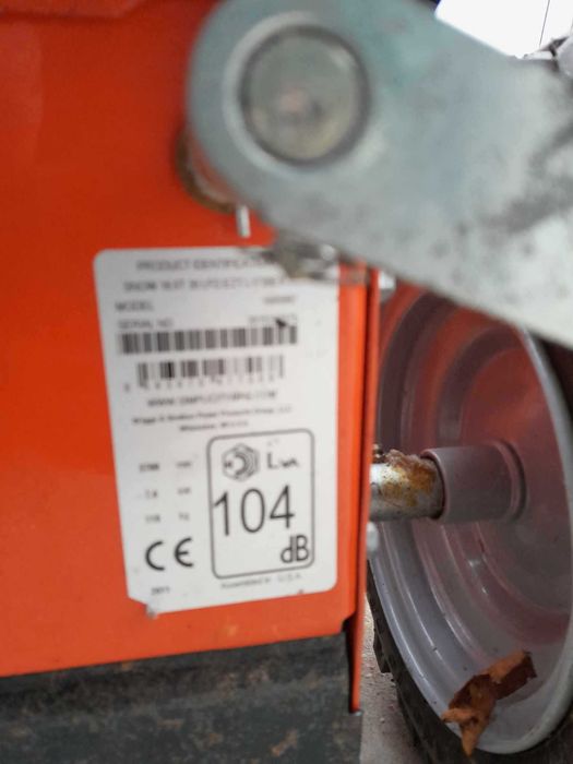 Odsniezarka Simplicity-Nowa z silnikem Briggs & Stratton