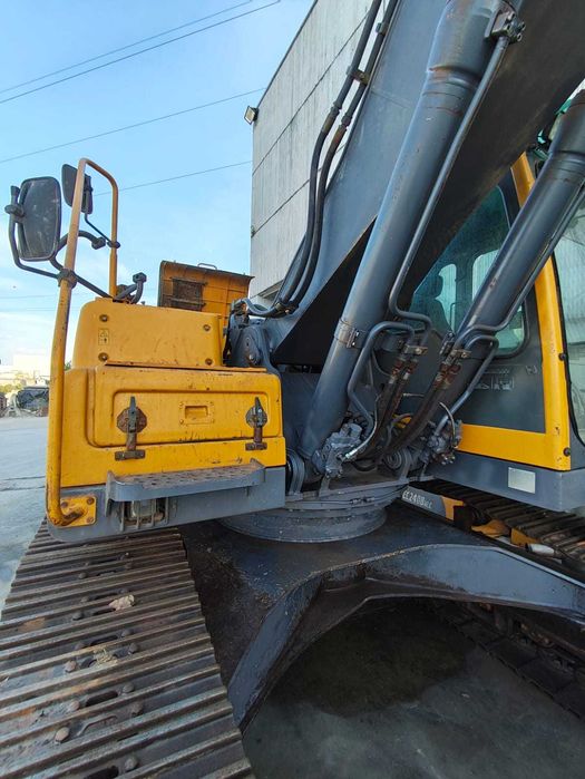 Giratória Volvo EC240