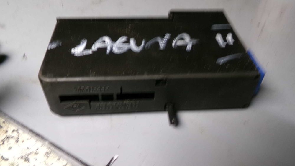 Sty6 Czytnik kart slot renault laguna II espace IV wysyłka części