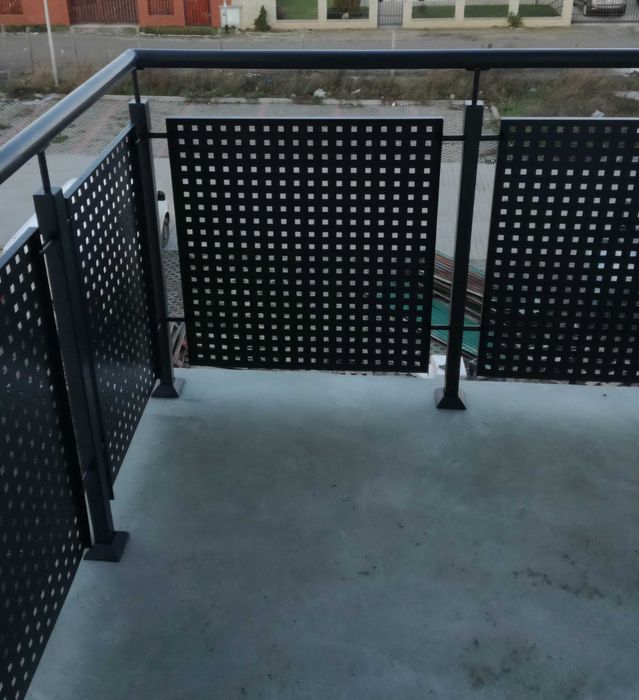 Blacha perforowana na balustrady, balkon, sito