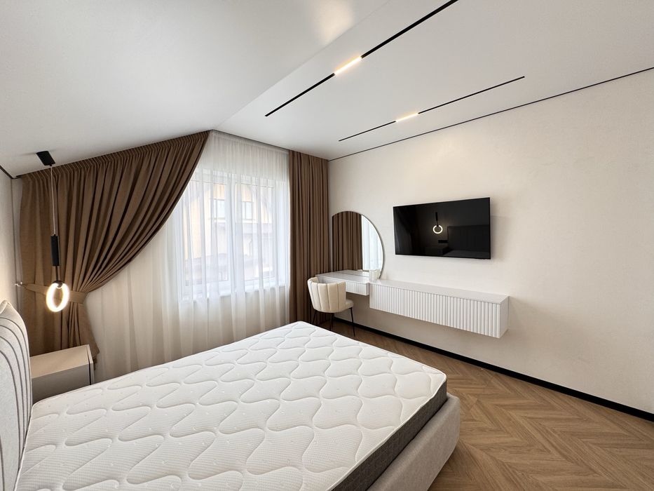 Аренда дома с басейном в Гатном, в котеджном городке! 15 мин Теремки