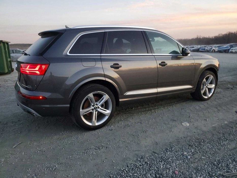 2019 AUDI Q7 prestige