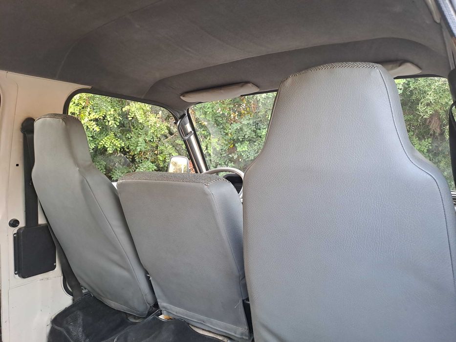 Isuzu Midi 2.2 diesel Nacional c/apenas 156.000 Km.