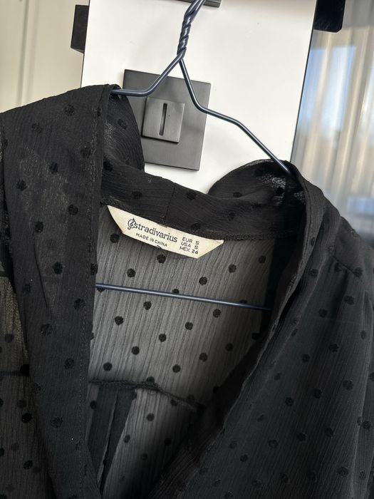 Прозора блуза боді чорна в горох stradivarius s