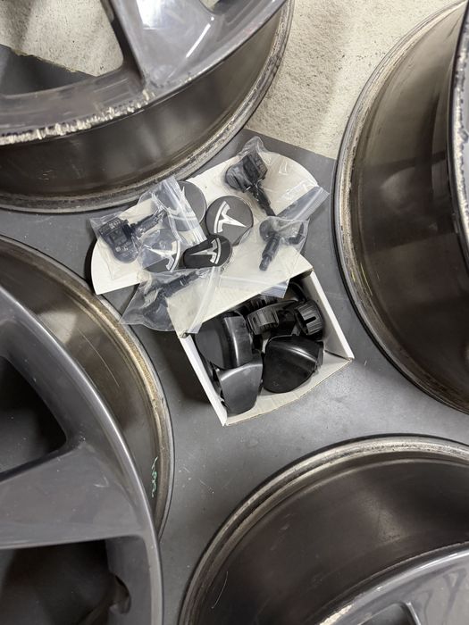 Диски Tesla Model S r21