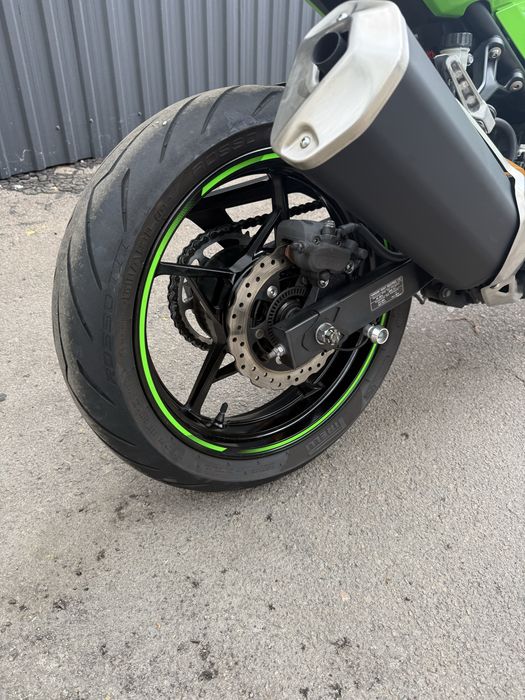 Японський мотоцикл Kawasaki Ninja 2020 рік ABS