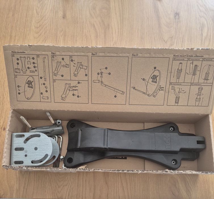 Antena satelitarna NCP-4