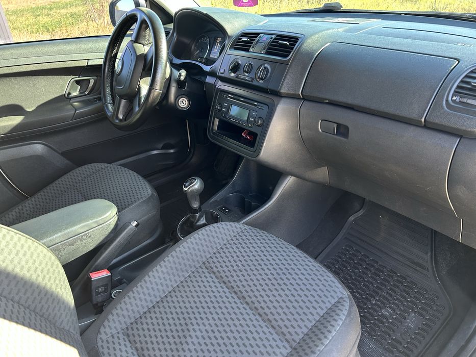 Skoda fabia 1.6 дизель , 2010 рік