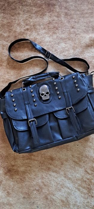 Torba w Stylu Punk  z Czaszkami i Ćwiekami