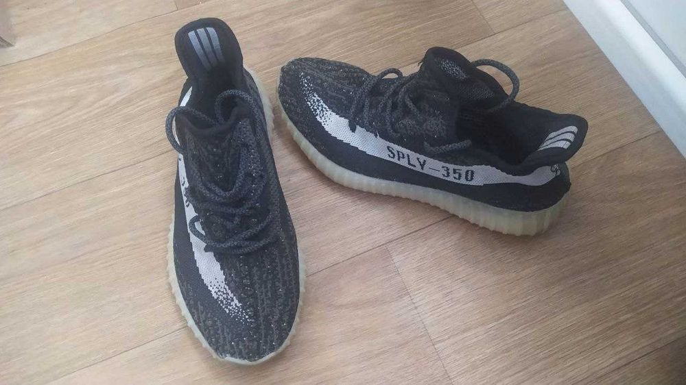 Кроссовки мужские Adidas Yeezy Boost р.41.5  (26 см) Оригинал