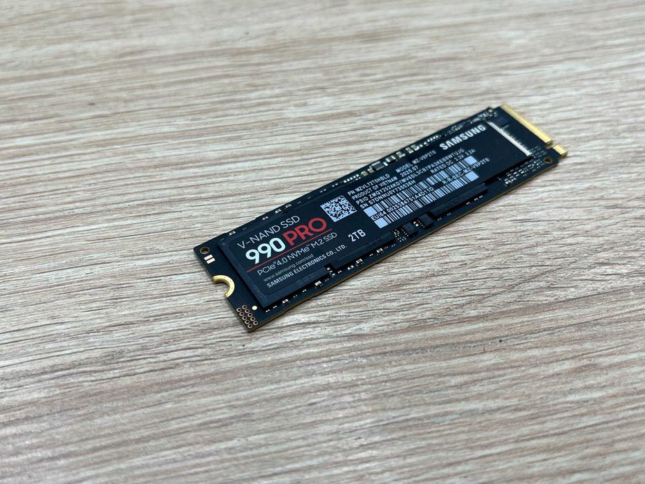 SSD Samsung 990 PRO 2TB M.2 NVMe PCIe 4.0 (MZ-V9P2T0) | 509 годин | Магазин |