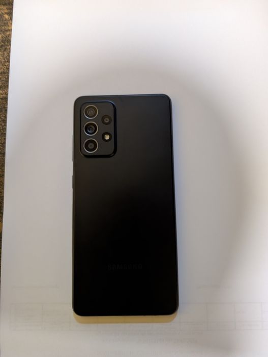 Продам мобільний телефон Samsung a52