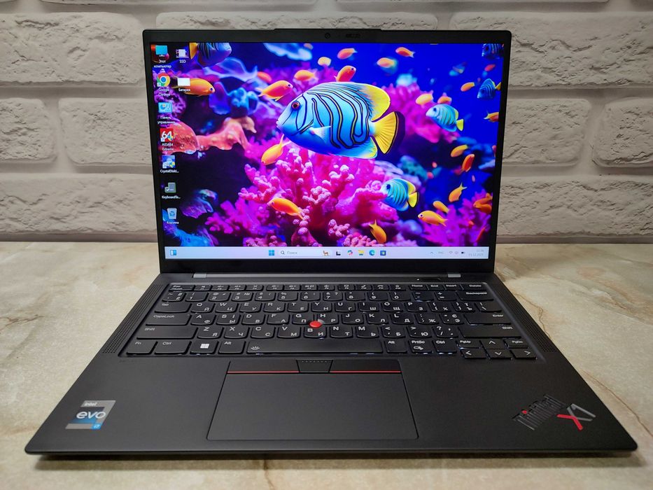 Lenovo ThinkPad X1 Carbon Gen 10 400nit+Touch i7-1270P 32GB DDR5 512GB