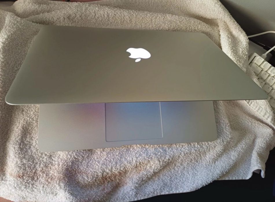 MacBook Air 2015 Apple