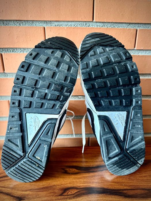 Ténis Nike Air Max Ivo n-44,5