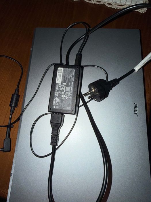 Computador Acer Aspir 3