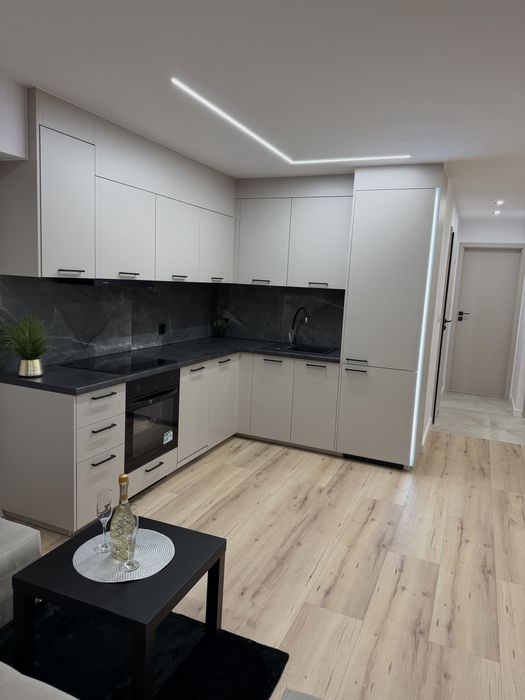 Już gotowe 4 pokojowe mieszkanie Wyremontowane i umeblowane Manhattan