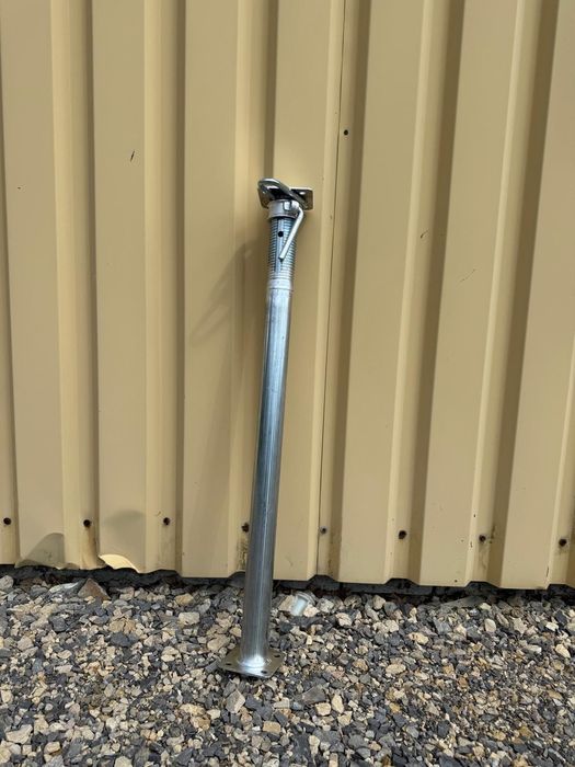 podpory szalunkowe stemple budowlane szalunek strop sztyca 1m