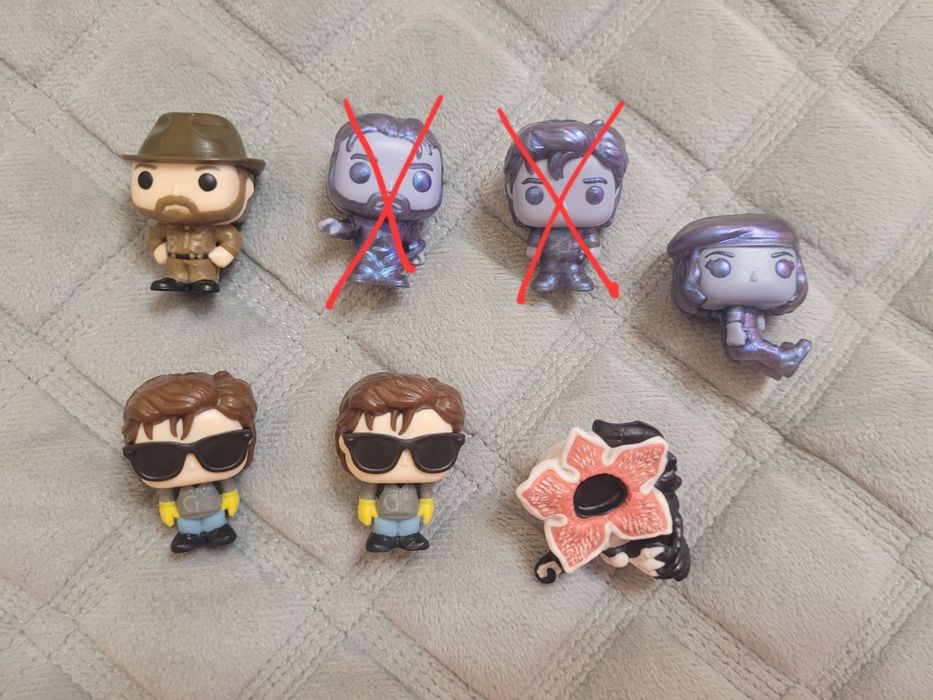 Обміняю фігурки по Stranger things