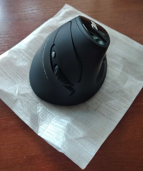 Вертикальна бездротова мишка Zelotes F-17