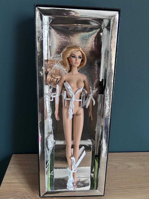 Lalka Integrity Toys Rayna Ahmadi Rock Me Baby nude