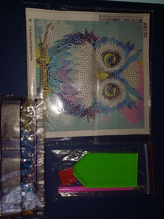 Kit de pintura de arte em diamante. Novo. 5€ cada.