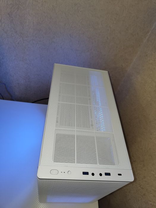 RTX5060TI 8gb DDR5 32GB 6000mhz ,Ryzen 5 8600G,NVME 1 tb