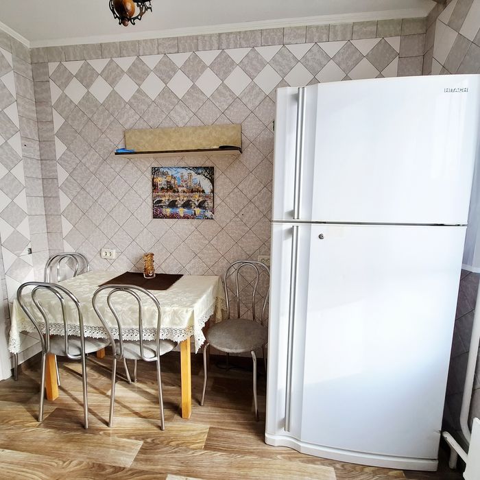 Сдам 2-ком. квартиру по Автозаводской.