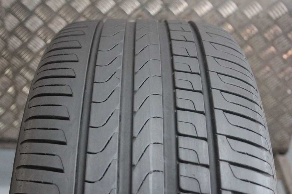 245/40/18 Pirelli Cinturato P7 245/40 R18 93Y AO A0