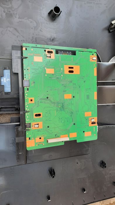 Плaтa до телевізора Samsung